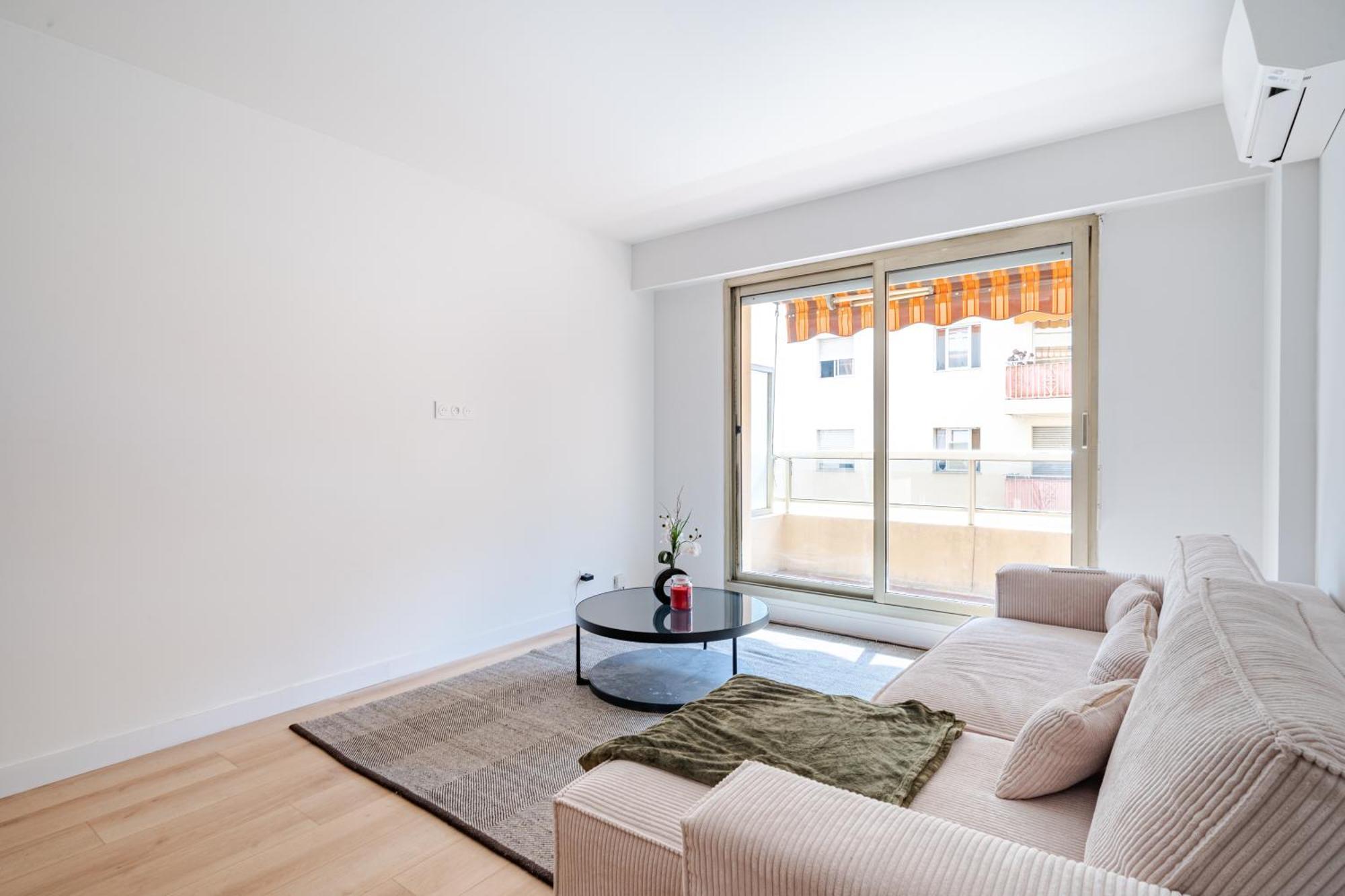 Near Old Town And Apartment Fully Renovated Niza Exterior foto