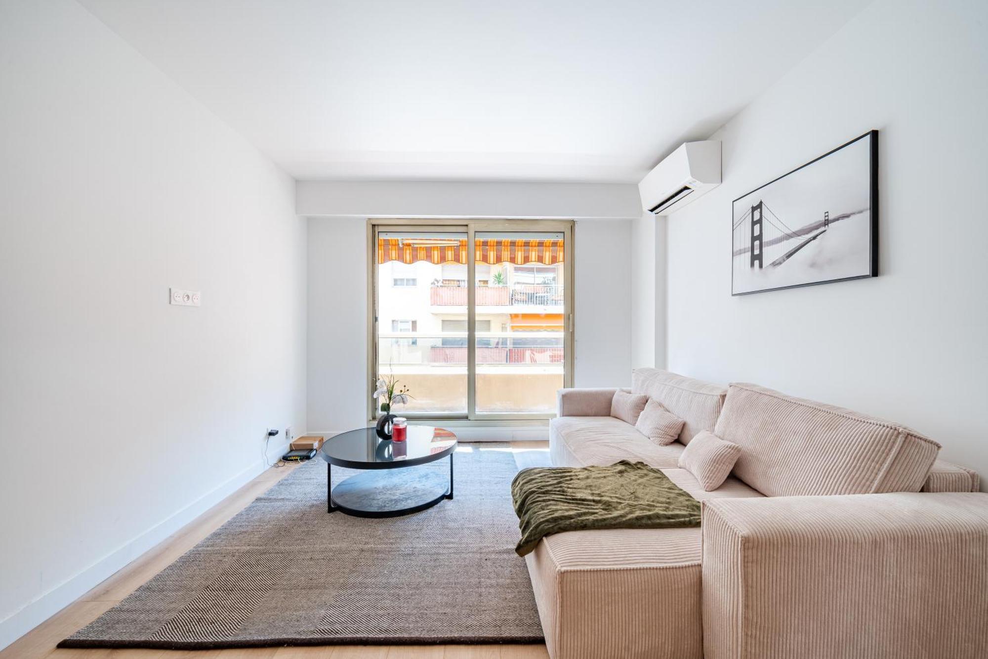 Near Old Town And Apartment Fully Renovated Niza Exterior foto