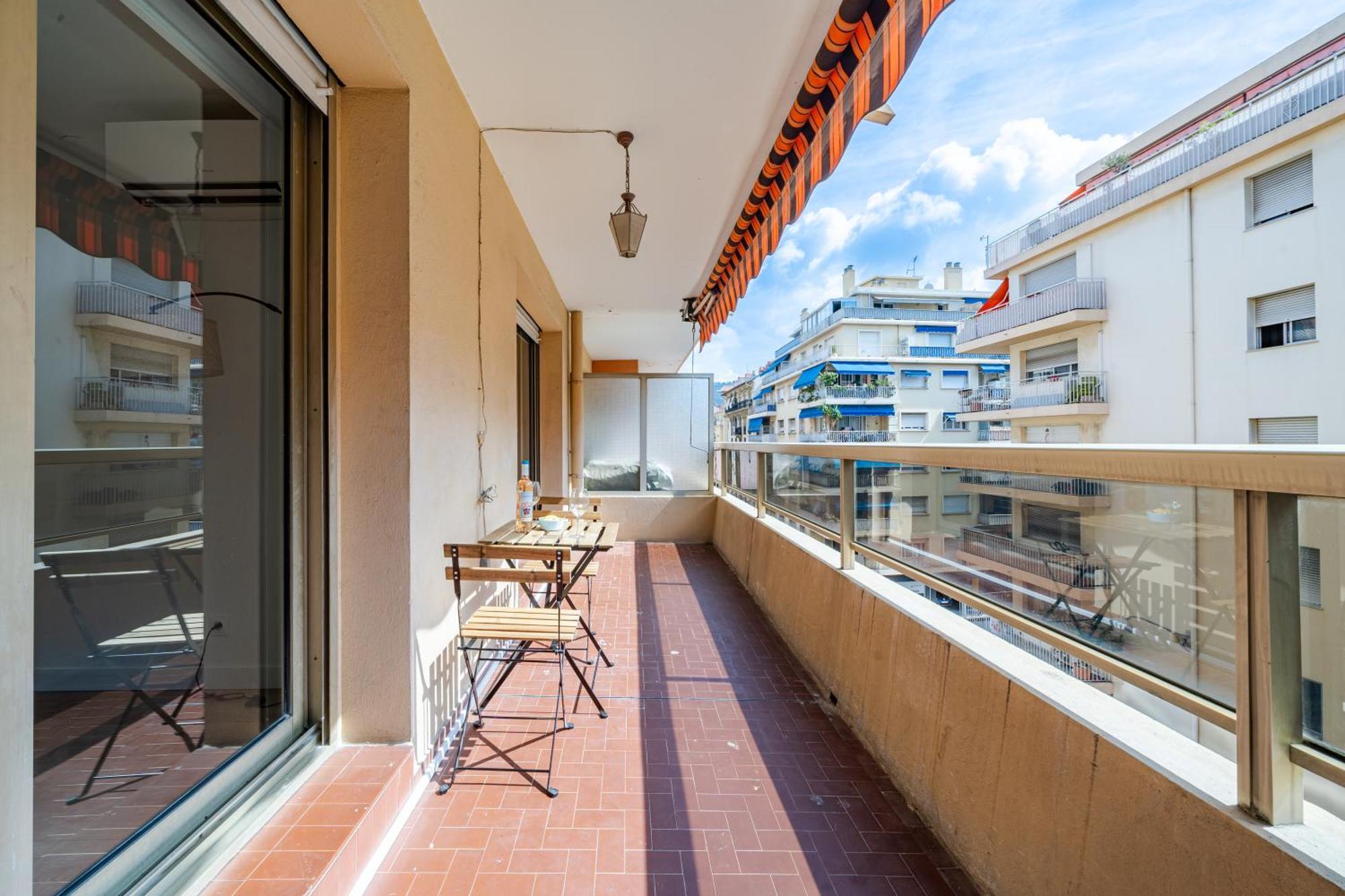 Near Old Town And Apartment Fully Renovated Niza Exterior foto